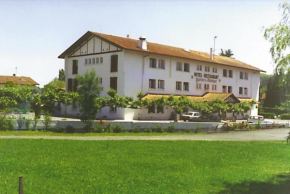  Hotel Pyrenées Atlantique  Сен-Пе-Сюр-Нивель